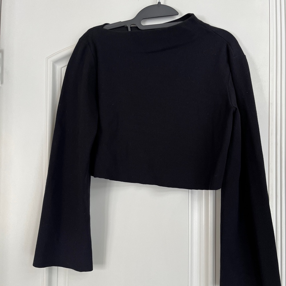 Theory cropped sweater. Navy. Small/Petite